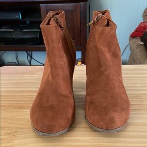 Women's Tan Ankle Boots
